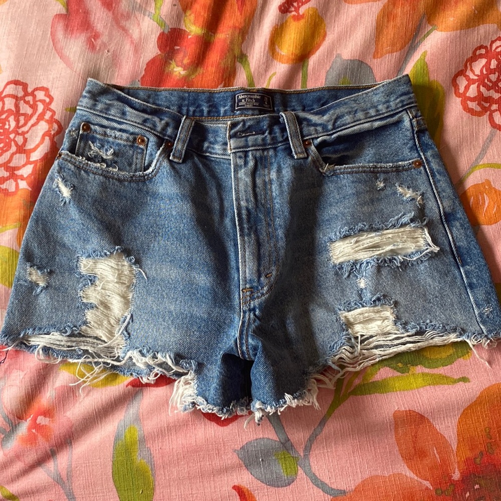 Abercrombie & Fitch High Rise Short